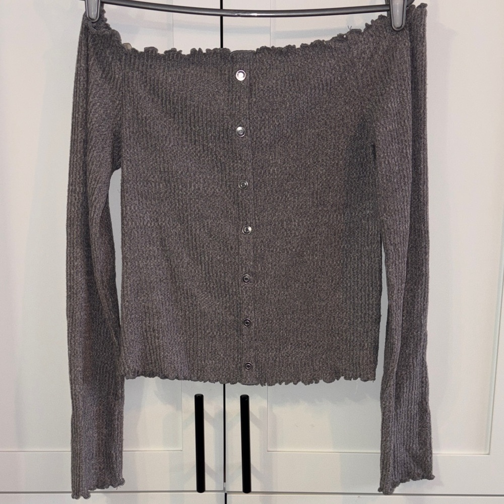 💥2/$33💥 Ardene Gray Off-Shoulder Ribbed Long Sleeve Crop Top